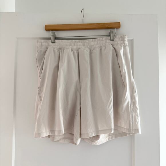 Lululemon Athletica Pace Breaker Short 7" Mens XL linerless active gym - Picture 1 of 6